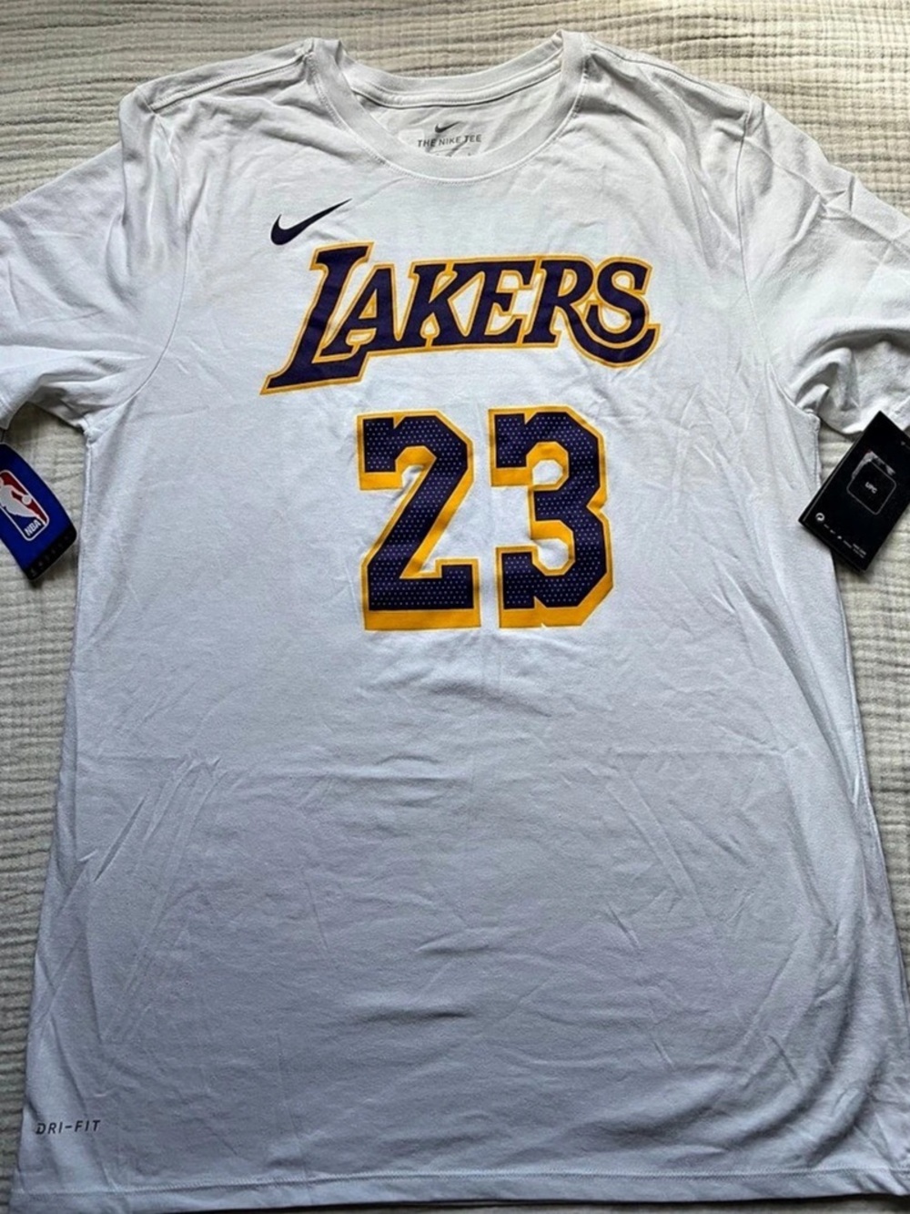 Nike LeBron James Lakers 23 Dri-FIT Shirt Size Large